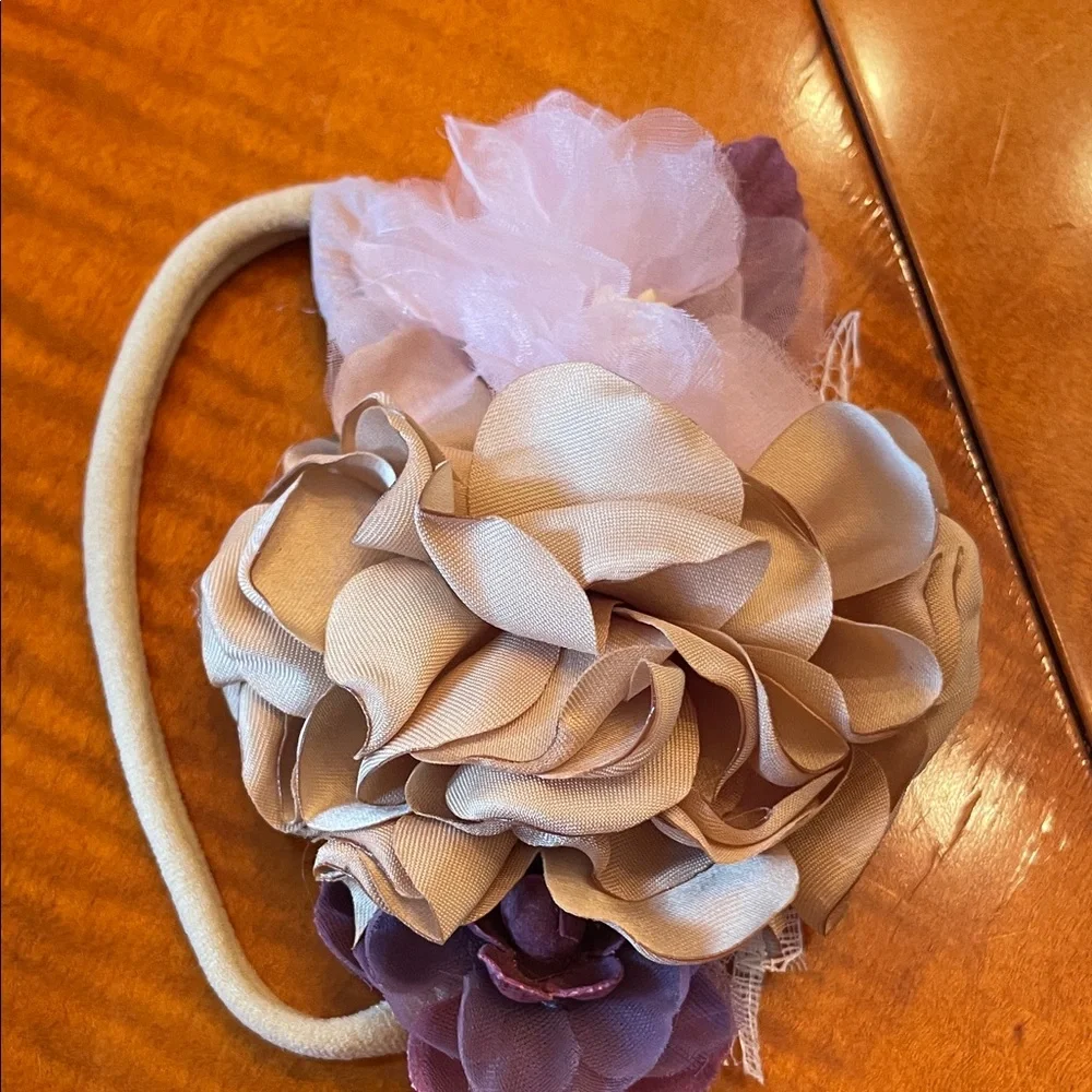 Set of 3 Cream and Pink Floral Hair Accessories /wrist with Vintage Charm